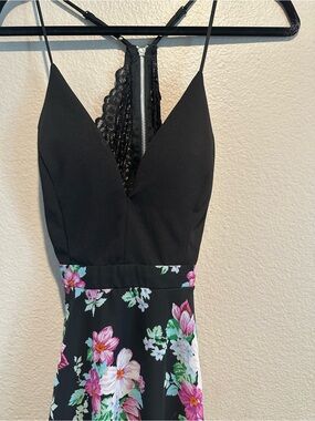 Black Floral V-Neck Spaghetti Strap Dress